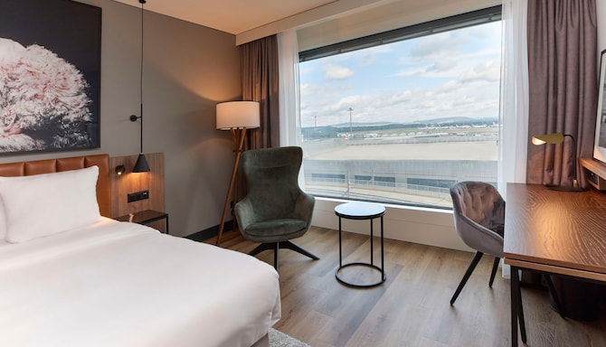 Hotel at Zürich International Airport - Book Now | Radisson Blu