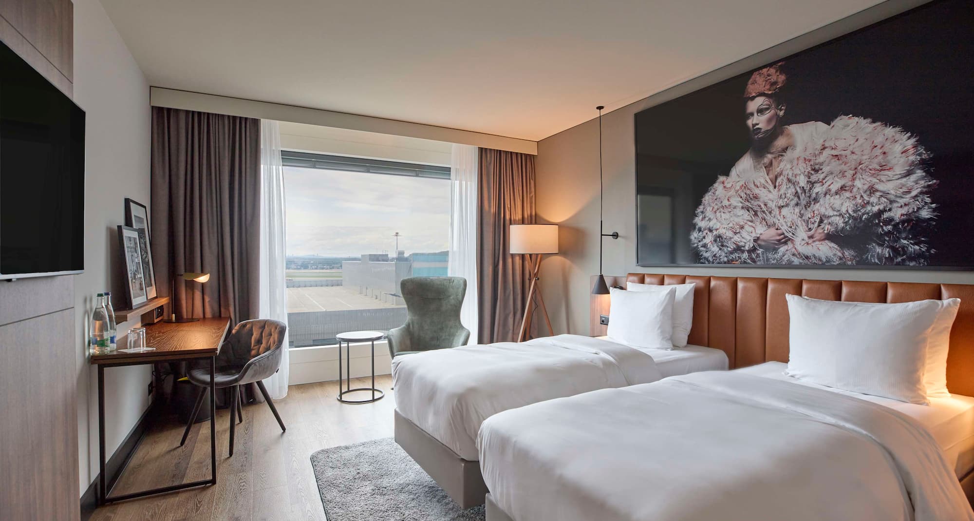 Radisson Blu Hotel, Zurich Airport - Premium Room - Airfield View