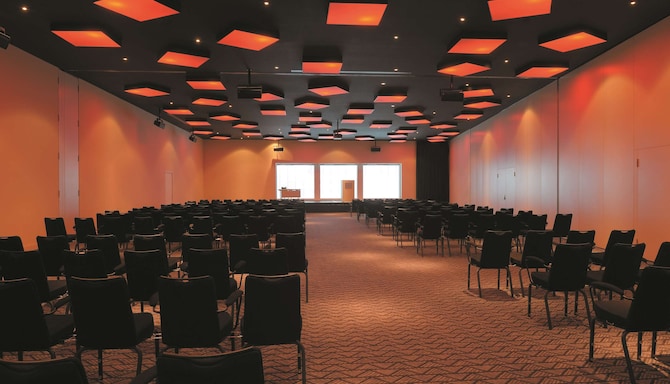 Radisson Blu Hotel, Zurich Airport - Meeting Room / Ballrom Zurich