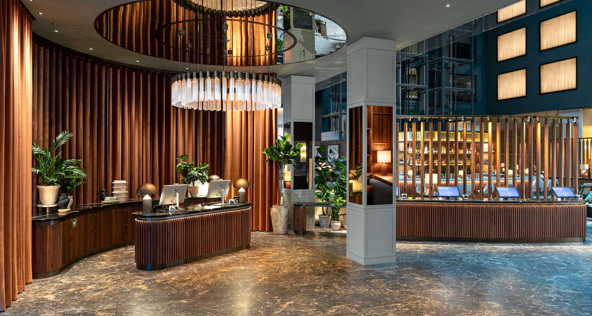 Radisson Blu Hotel, Zurich Airport - Radisson Blu Hotel Zurich Airport Lobby