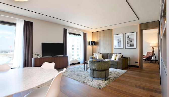 Radisson Blu Hotel, Zurich Airport - Suite