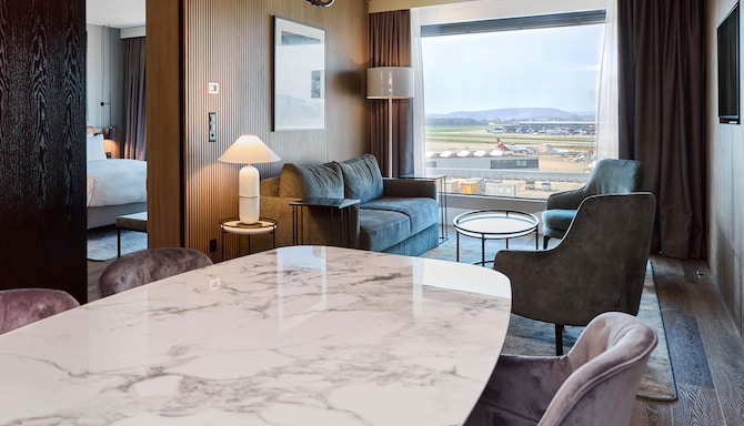 Radisson Blu Hotel, Zurich Airport - Suite