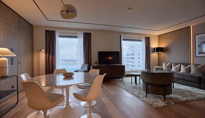 Radisson Blu Hotel, Zurich Airport - Suite