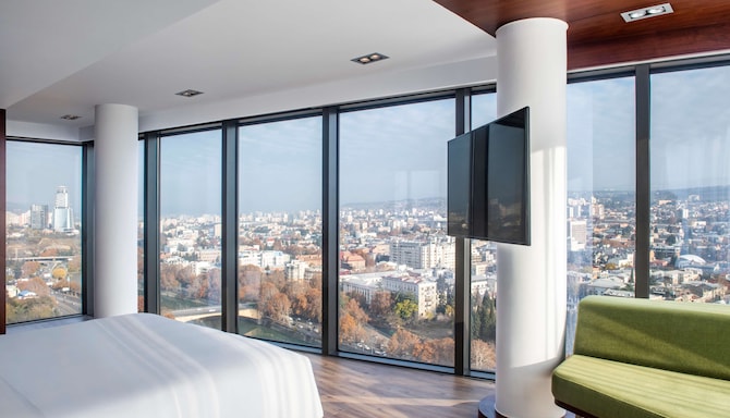 Radisson Blu Iveria Hotel, Tbilisi City Centre - Premium Room with Panoramic City View