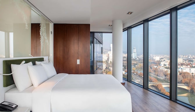 Radisson Blu Iveria Hotel, Tbilisi City Centre - Premium Room with Panoramic City View