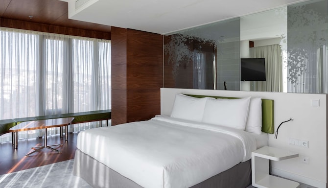 Radisson Blu Iveria Hotel, Tbilisi City Centre - Premium Room