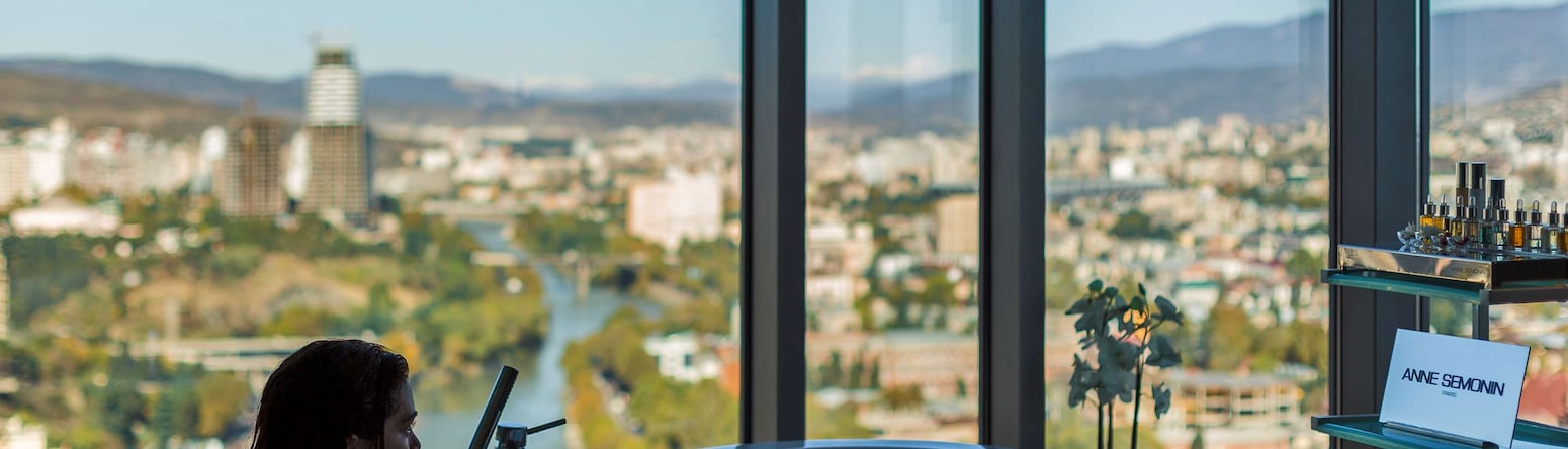 ‏‫فندق راديسون بلو إيفيرا، وسط مدينة تبليسي‬ - حوض استحمام ساخن