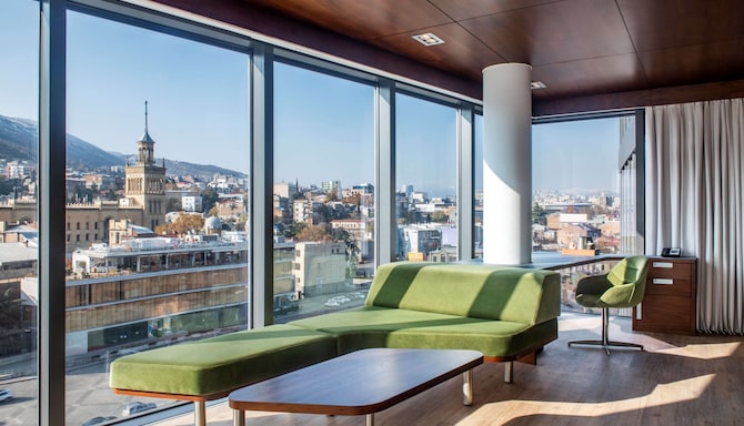 فندق Radisson Blu Iveria Hotel, Tbilisi City Centre - جناح صغير
