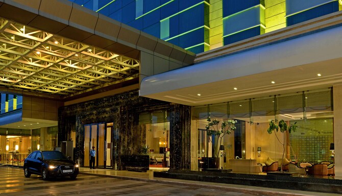 Jaipur Airport Hotels | Radisson Blu Jaipur