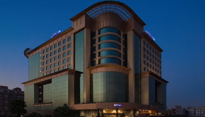 Radisson Blu Kaushambi Delhi NCR - Exterior