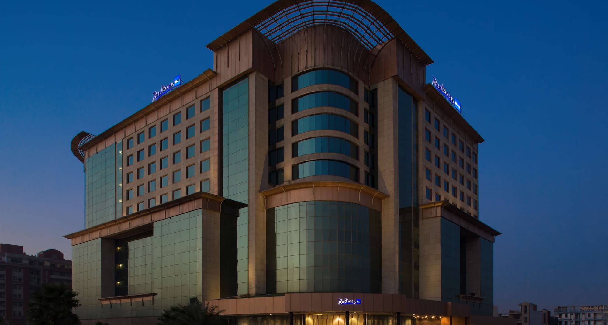 Radisson Blu Kaushambi Delhi NCR - Exterior