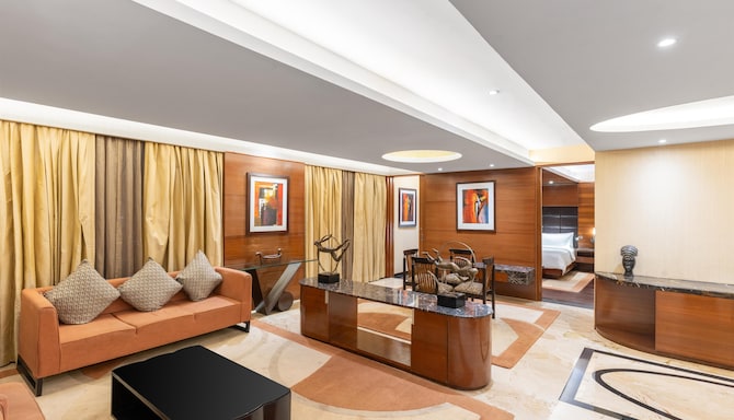 Radisson Blu Kaushambi Delhi NCR - Suite