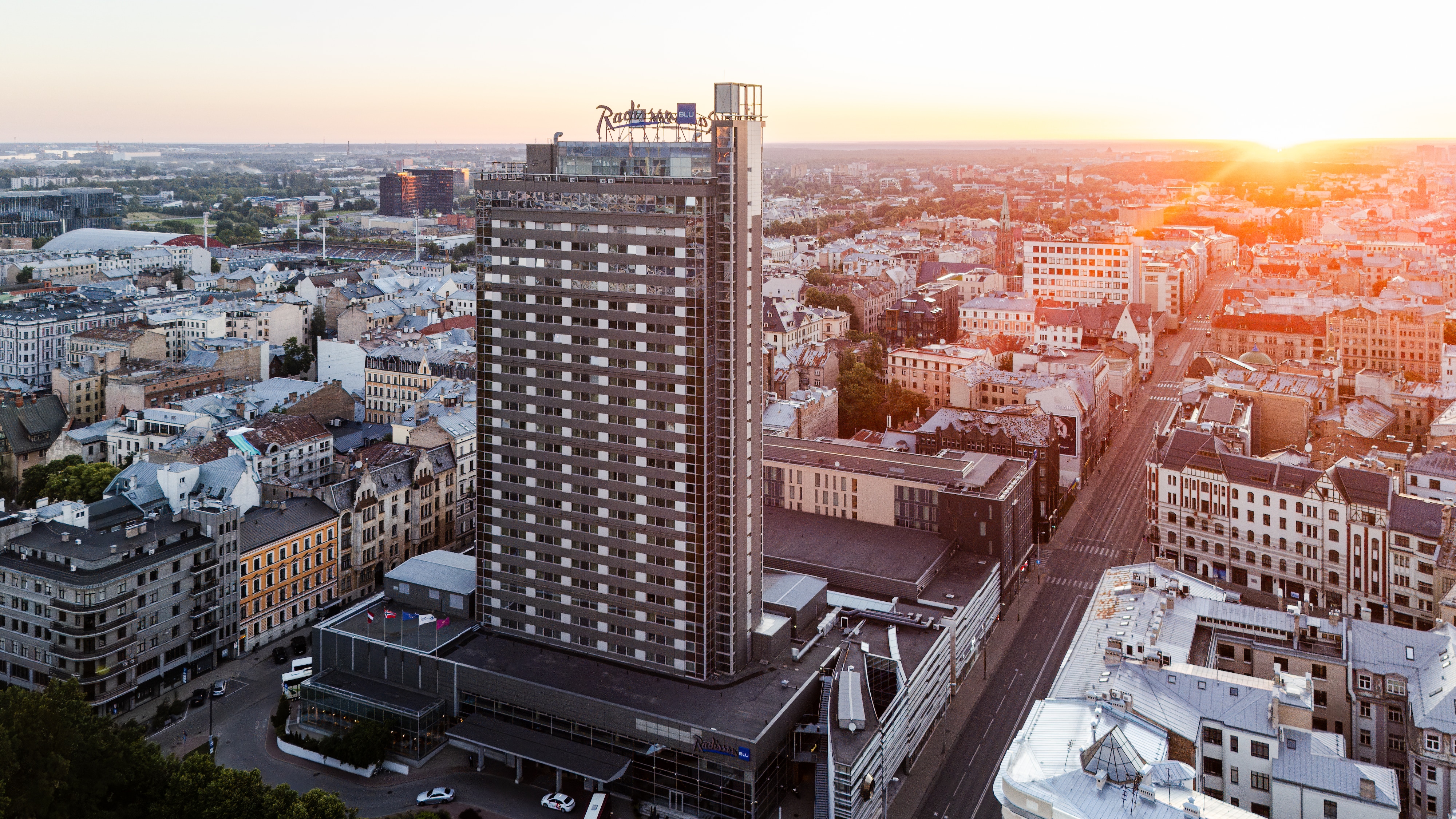 Radisson Blu Latvija Conference & Spa Hotel, Riga - Hotel video