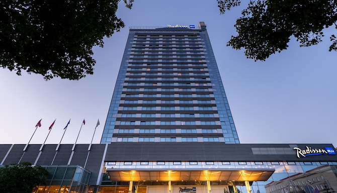 Radisson Blu Latvija Conference & Spa Hotel, Riga - Vy över fasaden