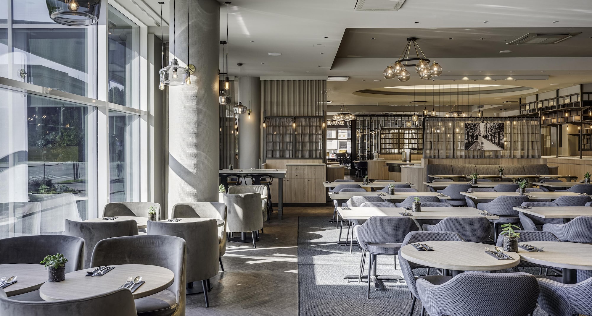 Radisson Blu Latvija Conference & Spa Hotel, Riga - Esplanade restaurant