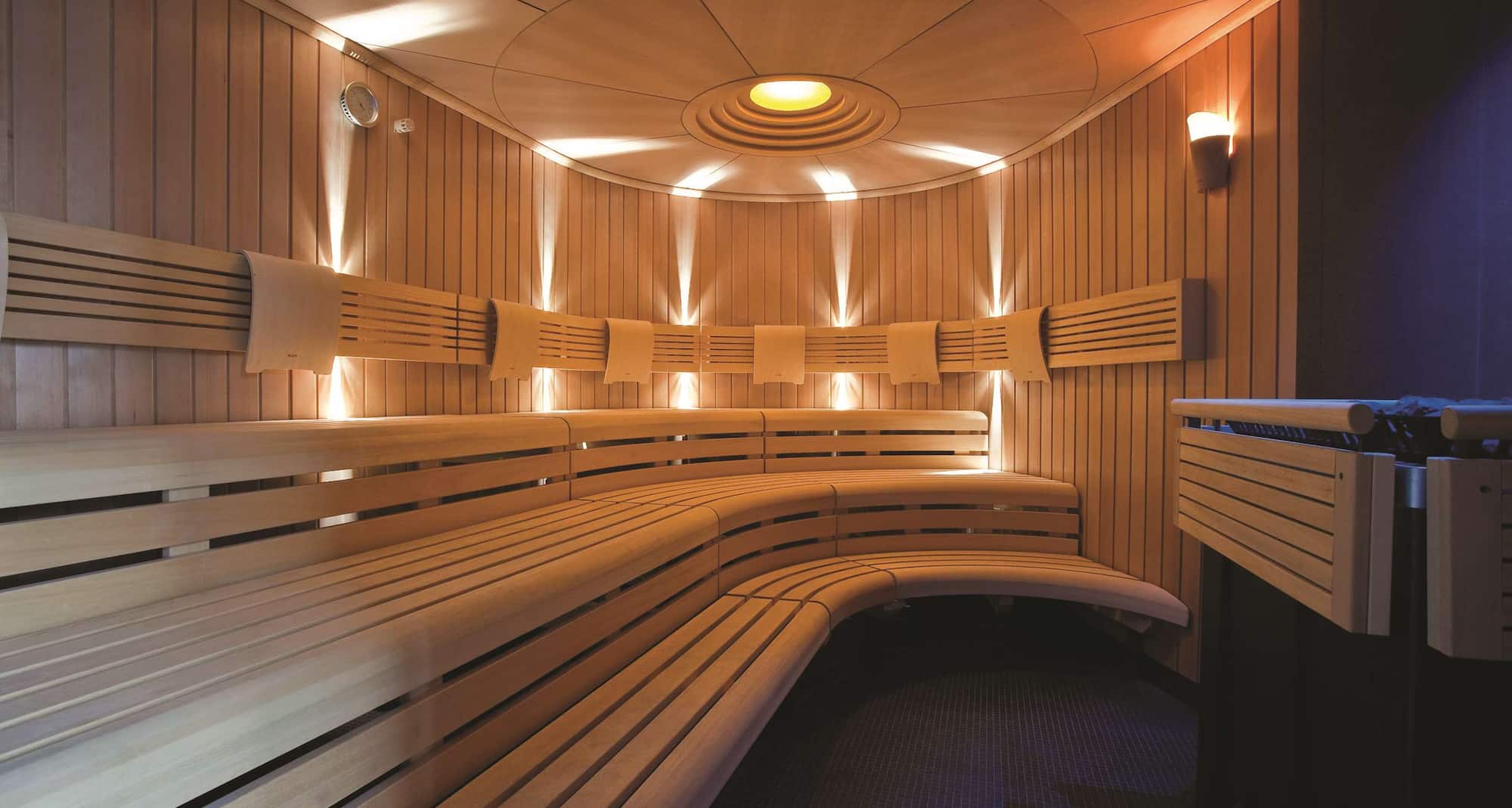 Radisson Blu Latvija Conference & Spa Hotel, Riga - ESPA Riga: сауна ронделло