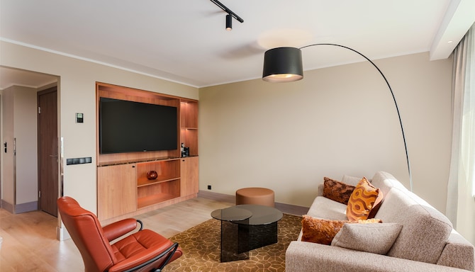 Radisson Blu Latvija Conference & Spa Hotel, Riga - Suite living room
