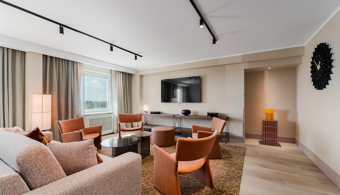 Radisson Blu Latvija Conference & Spa Hotel, Riga - Presidential Suite living room