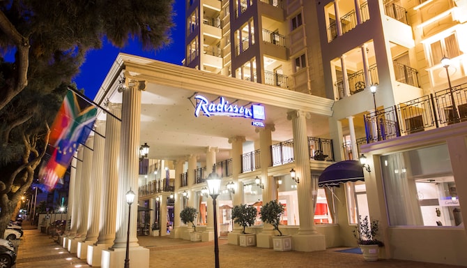 Radisson Blu Le Vendome Hotel, Cape Town - عرض خارجي
