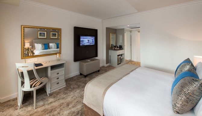 Radisson Blu Le Vendome Hotel, Cape Town - Superior Room