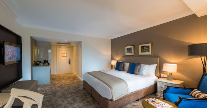Radisson Blu Le Vendome Hotel, Cape Town - Superior Room