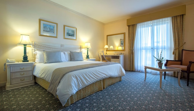 Radisson Blu Le Vendome Hotel, Cape Town - Family room