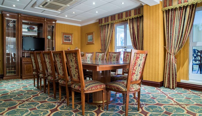 Radisson Blu Le Vendome Hotel, Cape Town - London boardroom