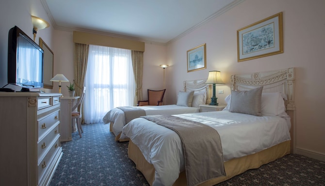 Radisson Blu Le Vendome Hotel, Cape Town - Junior Suite