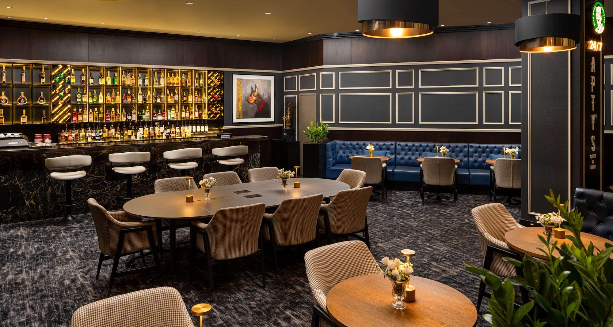 Radisson Blu Leogrand Hotel, Chisinau - Apty s Cafe and Bar