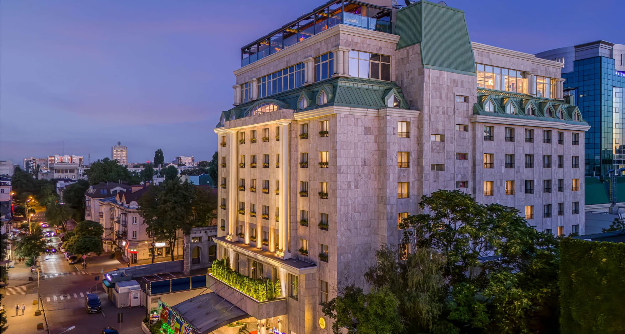 Radisson Blu Leogrand Hotel, Chisinau - Hotel Exterior View