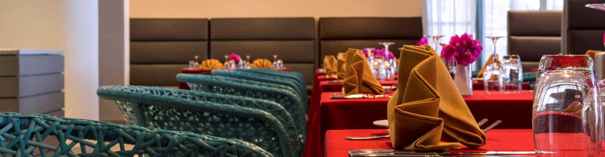 Radisson Blu Mammy Yoko Hotel, Freetown - Restaurant The Deck