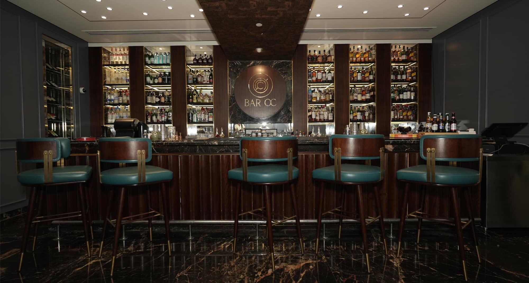 Radisson Blu Marina Hotel Connaught Place - Bar