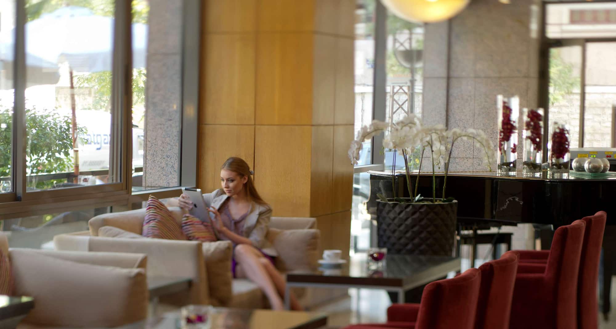 Radisson Blu Martinez Hotel, Beirut - Lobby Lounge