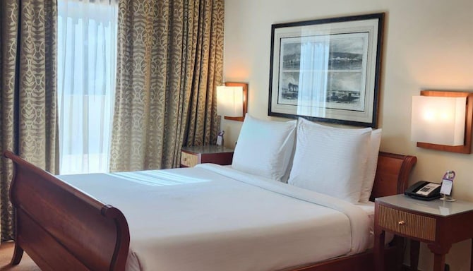 Radisson Blu Martinez Hotel, Beirut - Presidential Suite