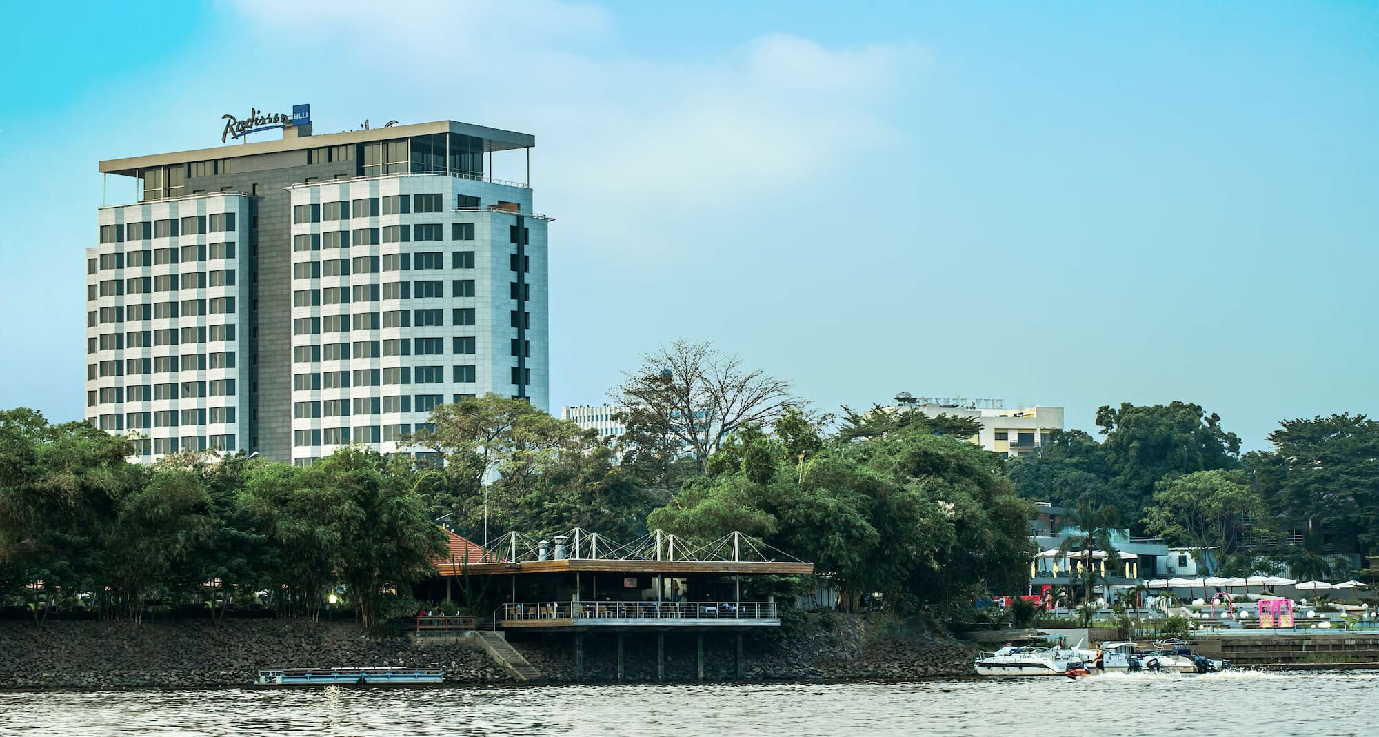 Radisson Blu M'Bamou Palace Hotel, Brazzaville - Vue extérieure