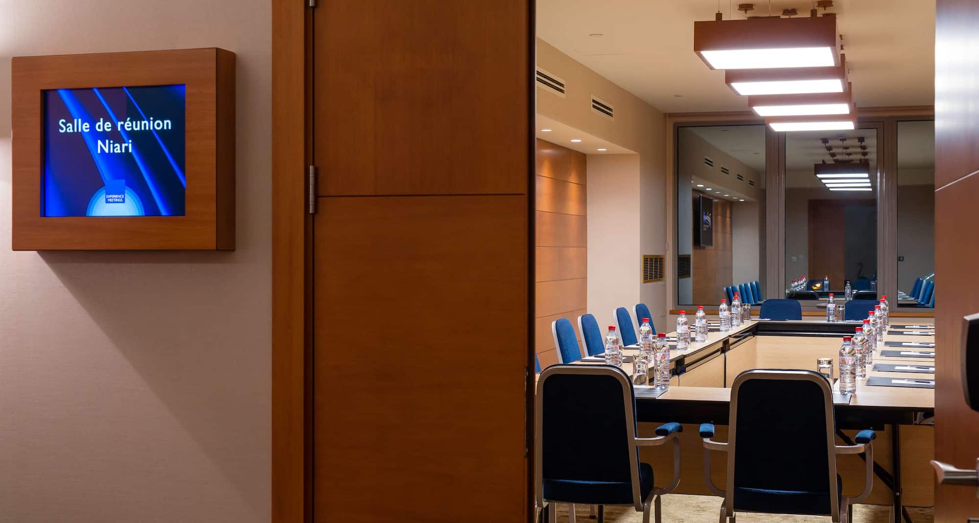Radisson Blu Mand#39;Bamou Palace Hotel, Brazzaville - Meeting room