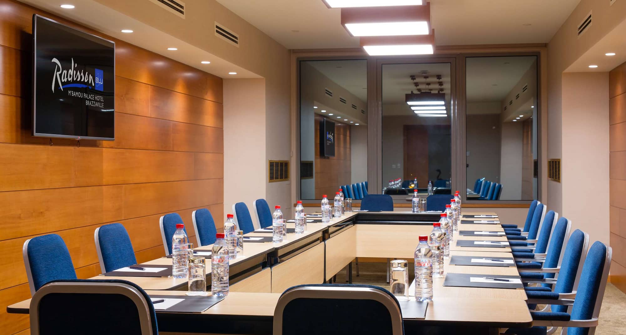 Radisson Blu Mand#39;Bamou Palace Hotel, Brazzaville - Meeting room
