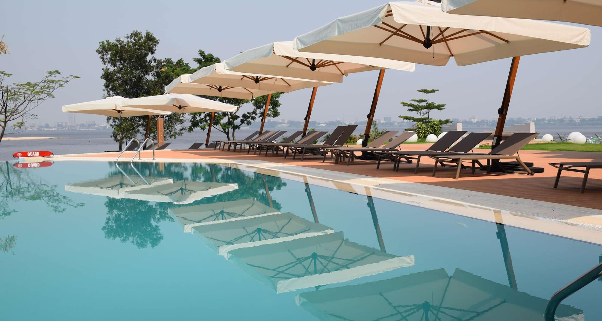 Radisson Blu M Bamou Palace Hotel, Brazzaville - Outdoor Pool