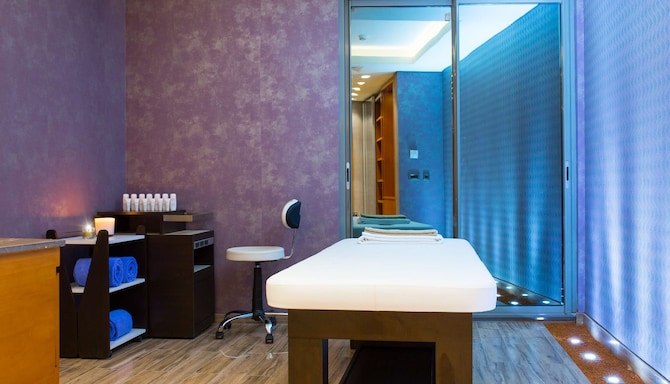 Radisson Blu M Bamou Palace Hotel, Brazzaville - Spa Massage Room