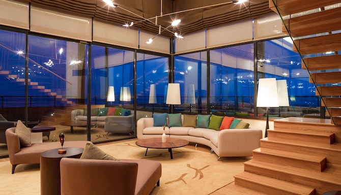 Radisson Blu M'Bamou Palace Hotel, Brazzaville - Penthouse Living Room