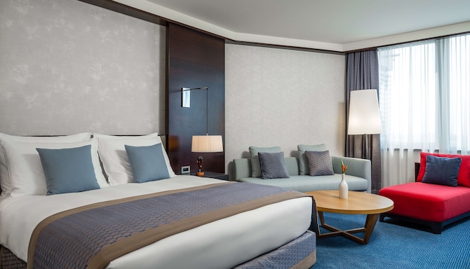 Radisson Blu M'Bamou Palace Hotel, Brazzaville - Presidential suite bedroom