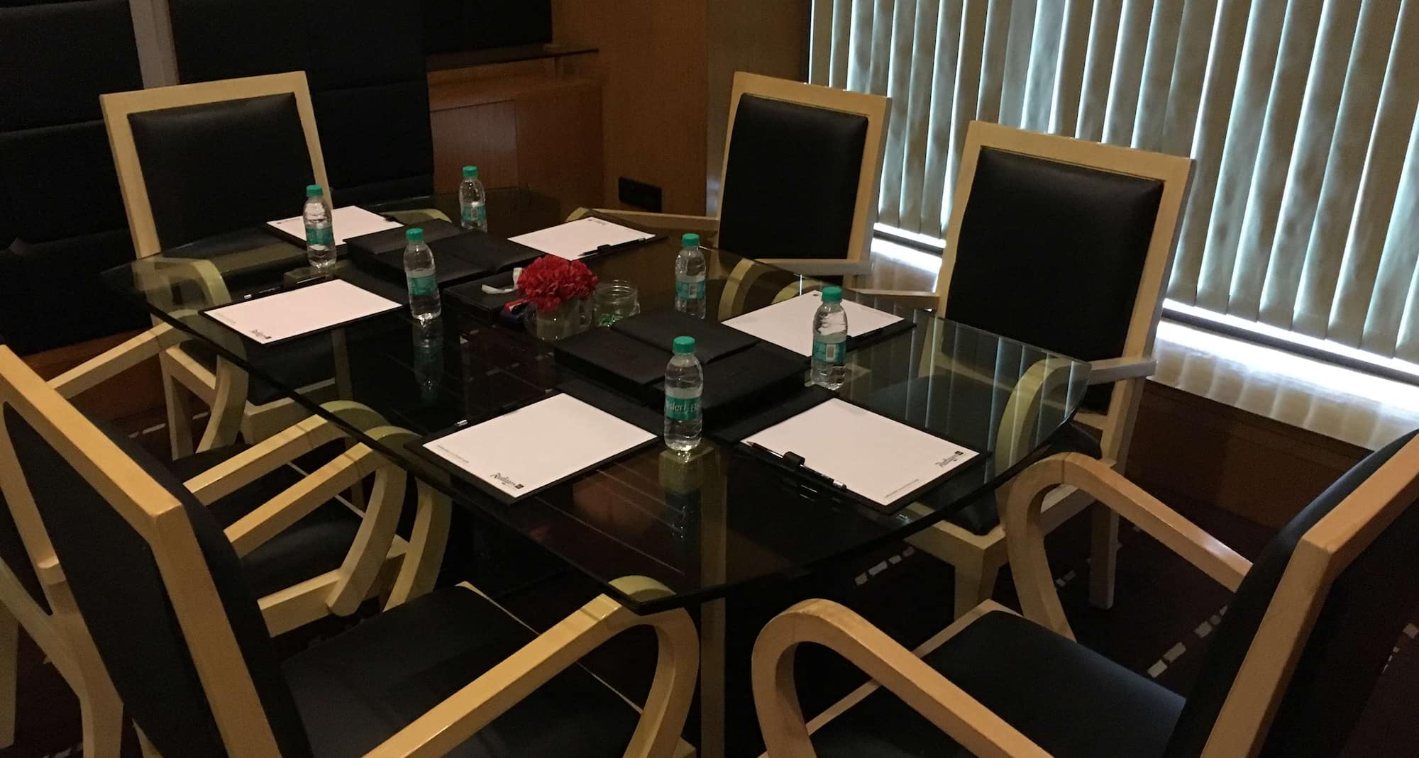 Radisson Blu MBD Hotel Noida - Meeting Room