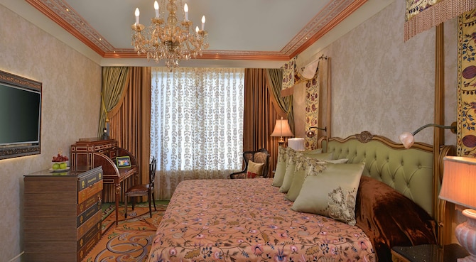 Radisson Blu MBD Hotel Noida - Prive Premium Rooms