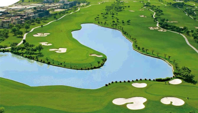 Radisson Blu MBD Hotel, Noida - Golf Course