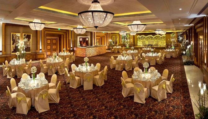 Radisson Blu MBD Hotel, Noida - Wedding