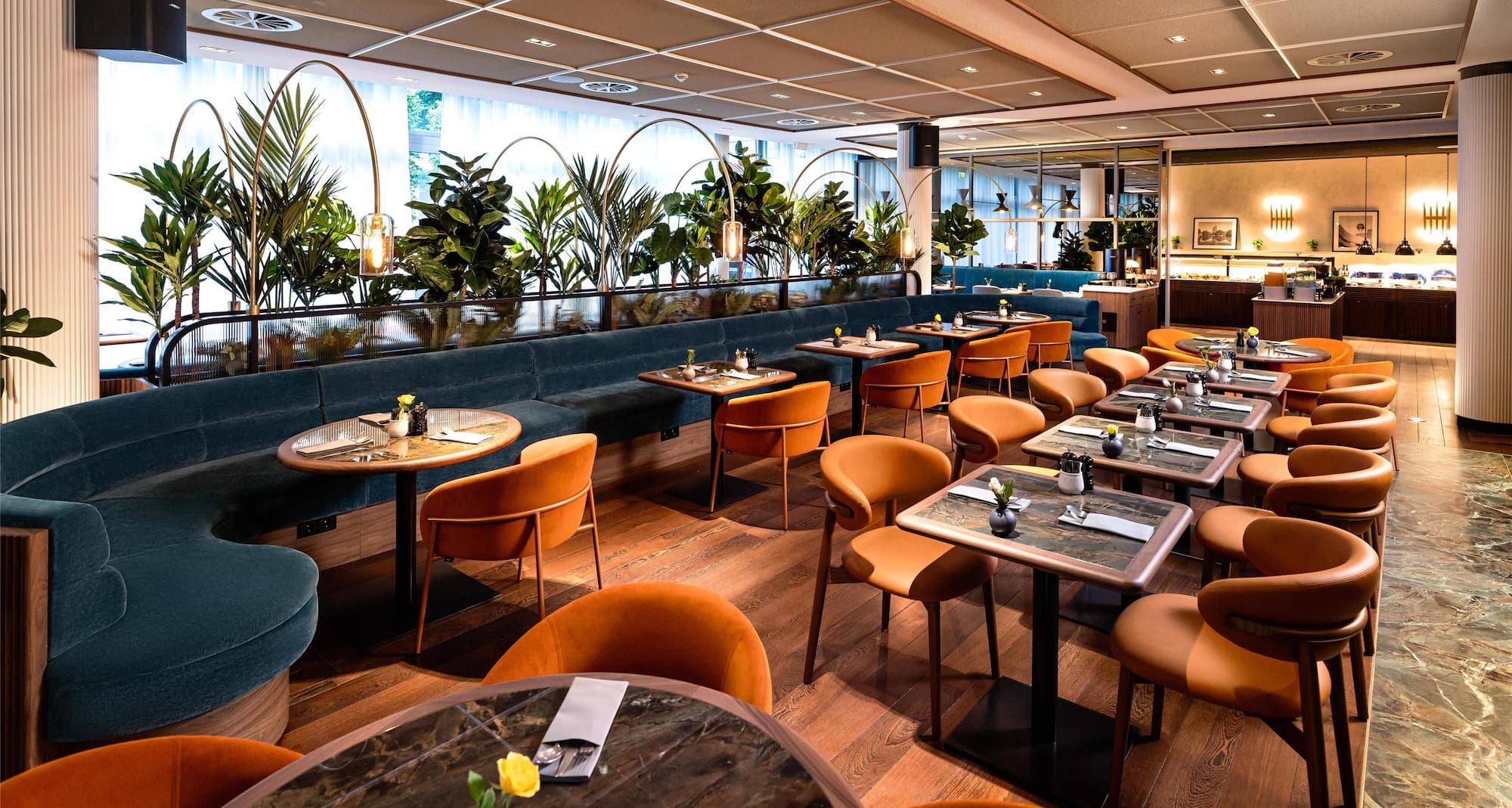 Radisson Blu Media Harbour Hotel, Dusseldorf - Breakfast Restaurant