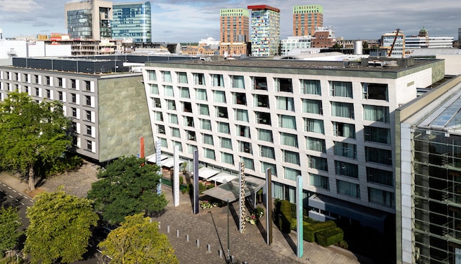 Radisson Blu Media Harbour Hotel, Dusseldorf