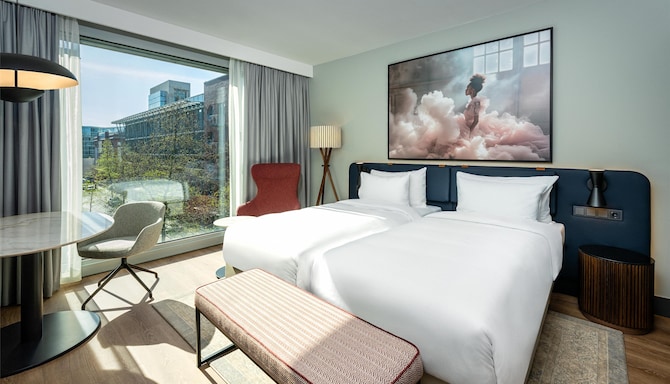 Radisson Blu Media Harbour Hotel, Dusseldorf - Gaestezimmer