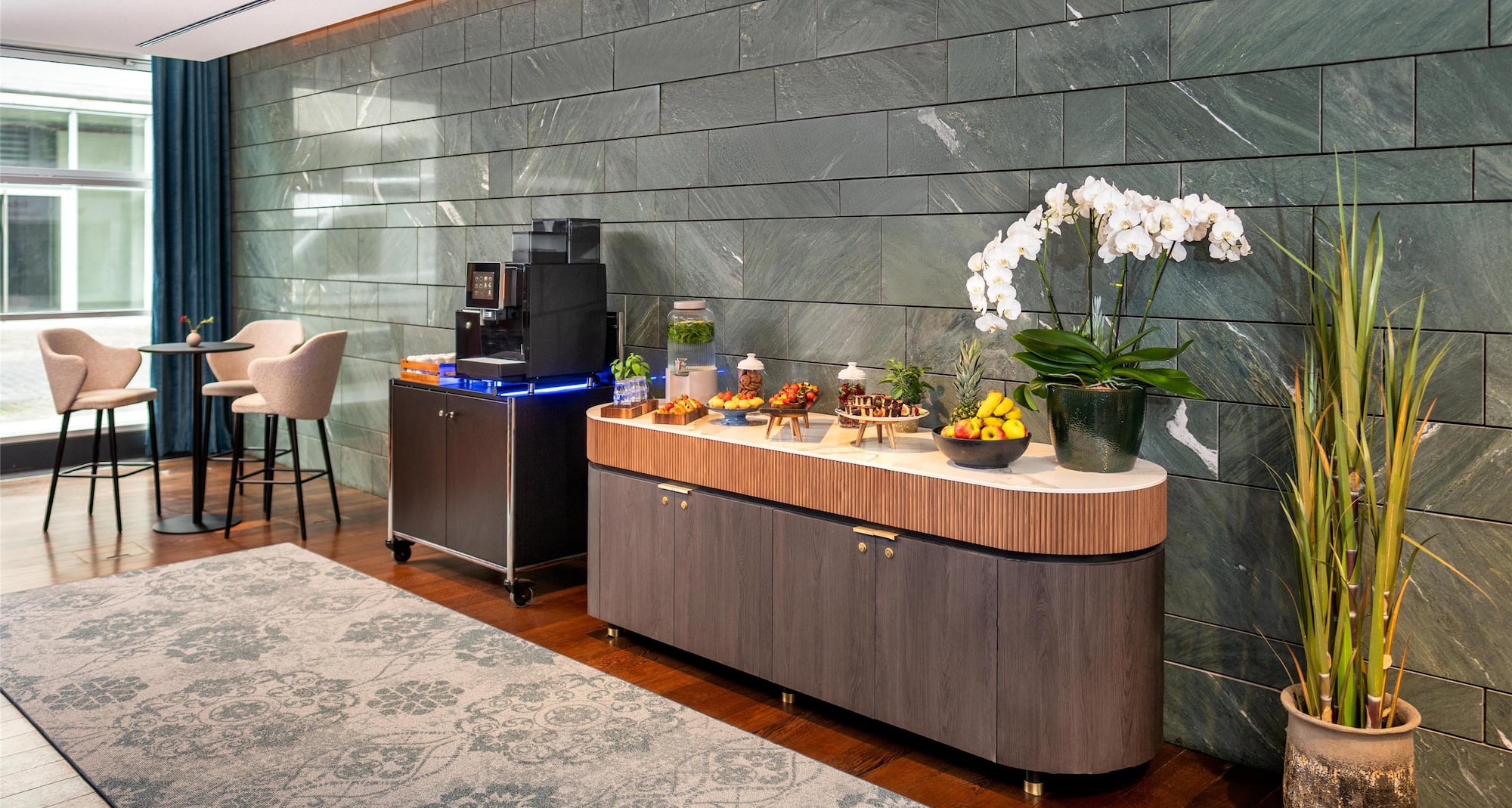 Radisson Blu Media Harbour Hotel, Dusseldorf - Coffee Break