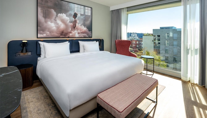 Radisson Blu Media Harbour Hotel, Dusseldorf - Suite